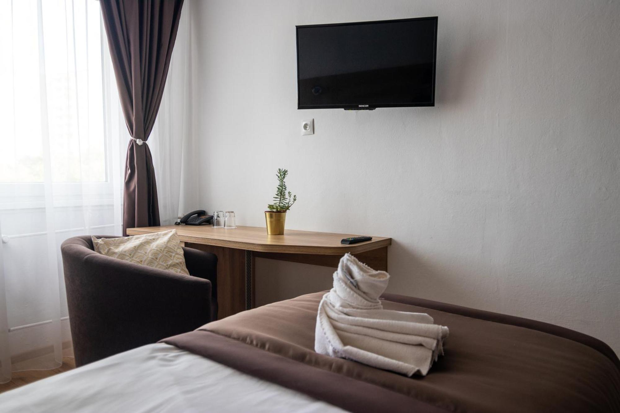 Hotel Akademia Kosice Exterior photo